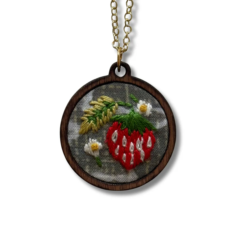 Strawberry Embroidery Necklace Kit - Image 2